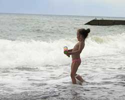 Море и пляж в Алуште